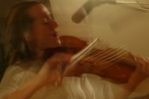 Carole Meier an der Violine